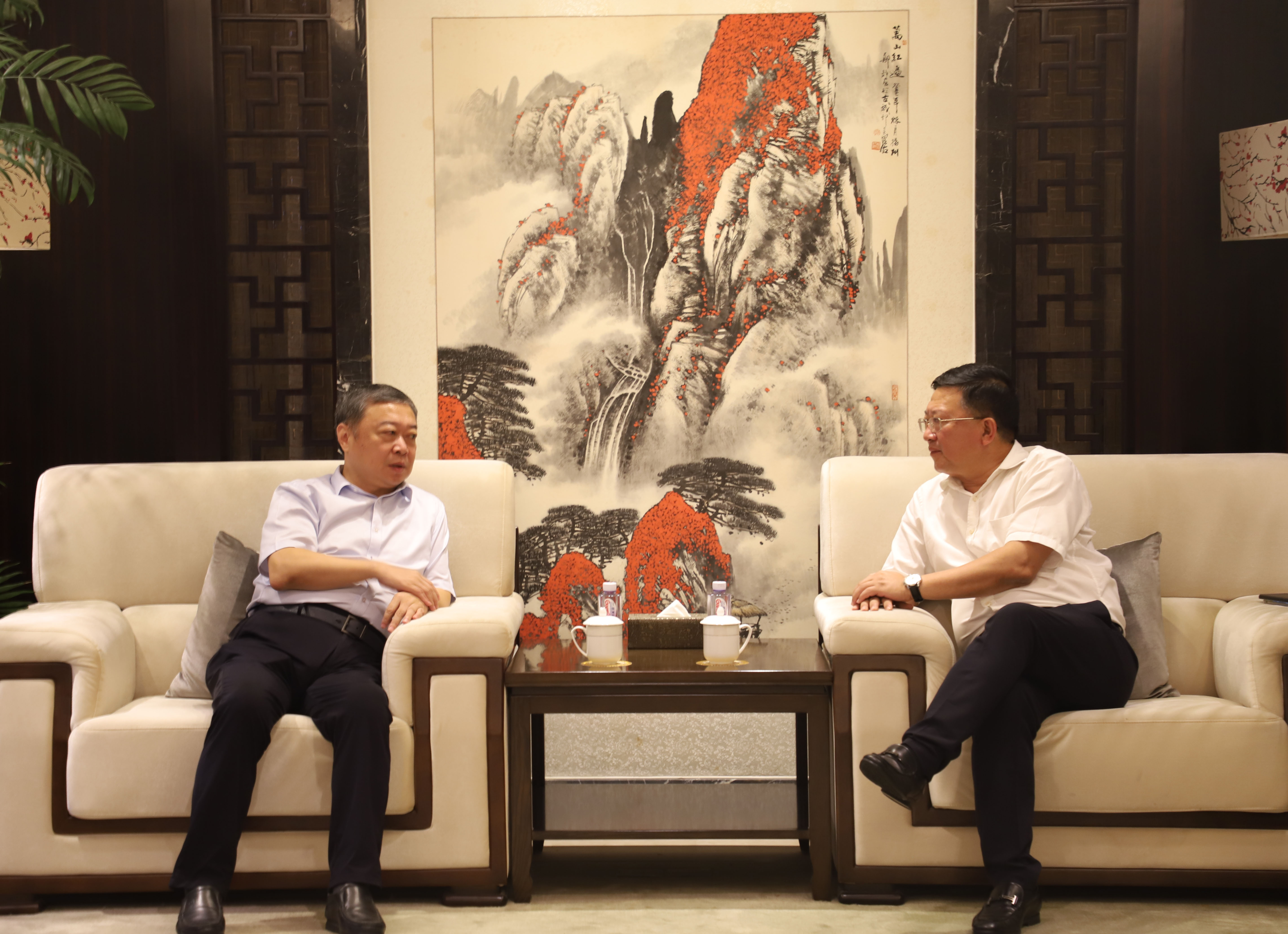 1690538396794525.jpg 35319ed892263ab39cdd6e4c92fe253.jpg