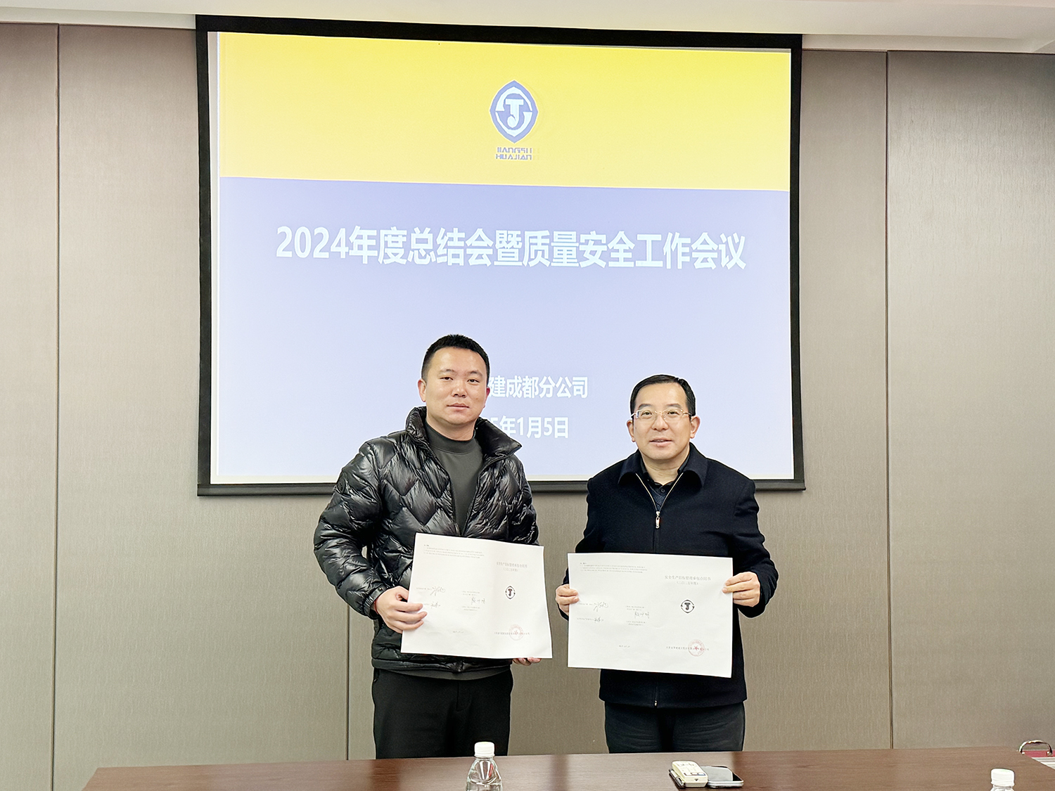 1736214411513511.jpg 6fda589e4411c16b3ab09daa7c060a0.jpg